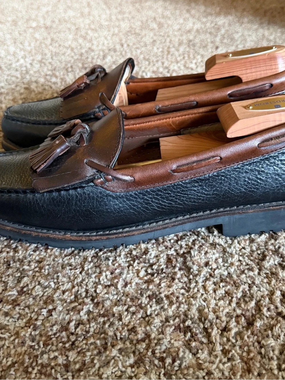Allen Edmonds Men's Nashua Leather Loafers 11 AAA Preppy Tassel Classic Slip On